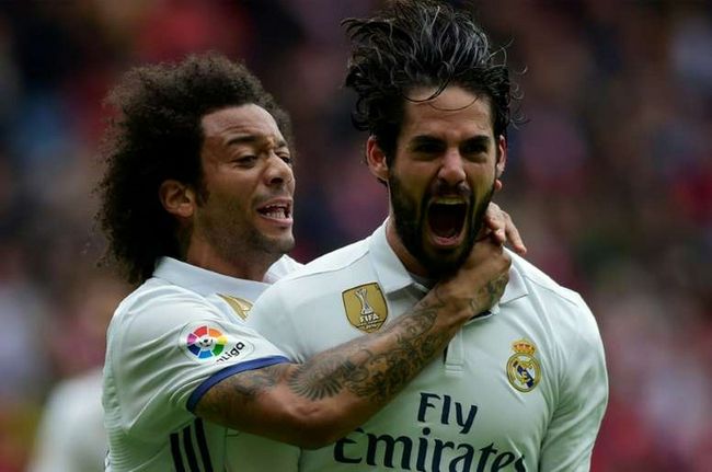 被继夫添到高潮晕倒季九洲